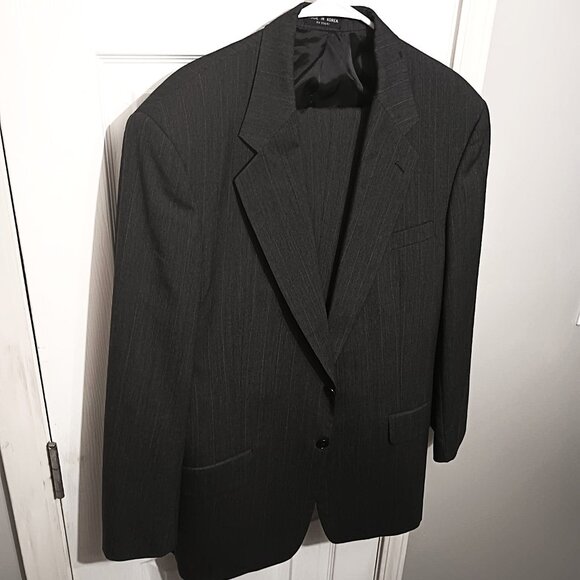 Gerald Austin Men 2 Piece Dark Gray Suit      42R - Picture 1 of 16